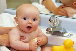 Cách phòng rôm sẩy cho bé