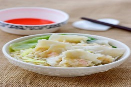 Mì hoành thánh cực thơm ngon