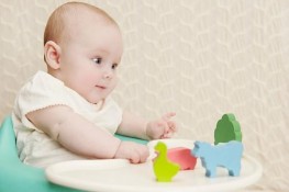 Những kỹ năng bé 2-3 tuổi cần có