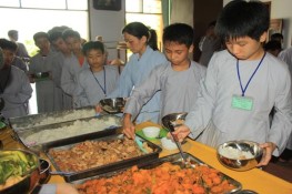 Ăn chay: Xin đừng ngộ nhận…