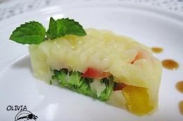 Món salad "sinh đôi" với bánh trung thu