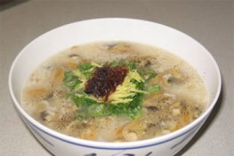 Cuối tuần đổi món với Cháo nghêu cho bữa sáng