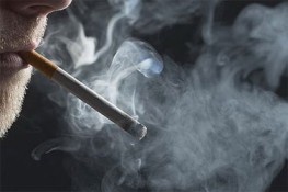 Mẹo khử mùi thuốc lá trong nhà bằng giấm