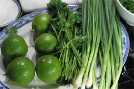 Bảo quản Chanh và hành lá ăn dần ngày hè