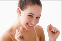 Lý do bạn không nên xỉa răng