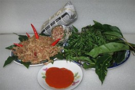 Về quê “gái đảm” thưởng thức “nem phùng”