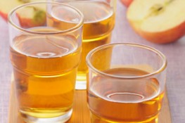 Cách ép táo và những lợi ích từ nước ép táo