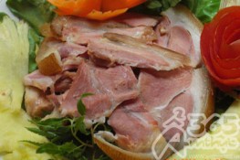 Vào bếp cuối tuần làm món bắp bò luộc