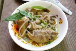 Thơm ngon tô bún giả cầy