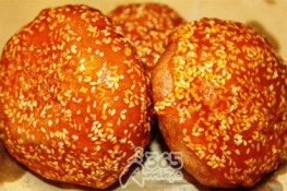 Bánh Cam - Quà vặt được yêu thích
