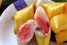 Lạ miệng với Bánh lá dứa nhân chuối xiêm