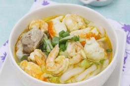 Bánh canh thập cẩm