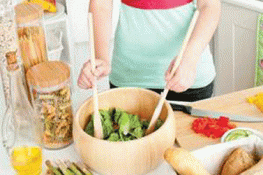 Tăng tuổi thọ nhờ nấu ăn tại nhà