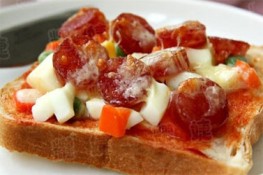 Sandwich "giả" pizza thực đơn ngày mới cho bé