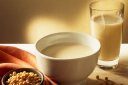 Mùa thu uống sữa đậu nành cần chú ý gì?