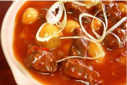 Bữa trưa lạ miệng với canh thịt bò khoai tây