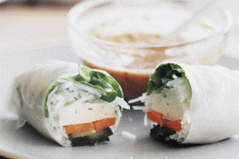 Lạ miệng với nem cuốn đậu phụ chấm bơ lạc