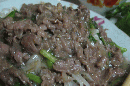 Phở áp chảo nóng cho ngày se lạnh