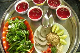 Tiết canh làm đông trong tủ lạnh rất nguy hiểm