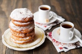Giòn ngon với bánh táo chiên