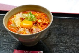 Xuýt xoa mì kim chi ramen chua cay