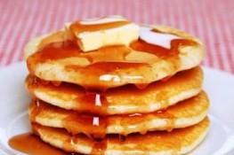 Bánh pancake hương cam thơm lừng