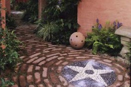 Sử dụng phong cách mosaic trong trang trí sân vườn