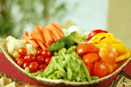 Làm thế nào để bảo quản vitamin C trong rau quả?