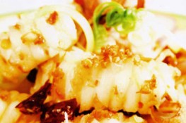 Mực xào su hào