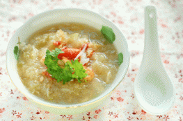 Giảm cân với thực đơn bữa trưa nhiều nước