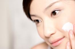 Khắc phục nếp nhăn quanh miệng