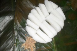 Thanh đạm hồn quê với cơm nắm muối vừng