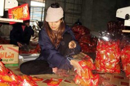 Bim bim chứa chất cấm tại Hà Nội