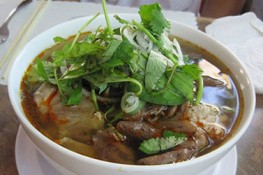 Những nhà hàng Việt độc đáo nơi xứ người 