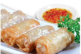 Hương vị quê nhà trong món chả giò, chả lụa