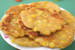 Tự làm bánh ngô giòn ngọt ngày đông
