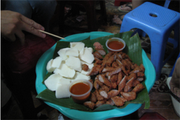 Cảnh giác với món ăn đường phố