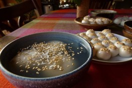 Những món bánh không thể thiếu trong Tết Hàn thực