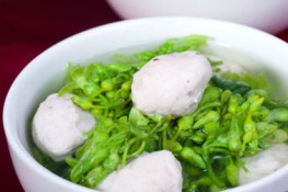 Canh hoa thiên lý trưa hè