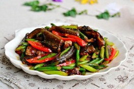Bổ dưỡng như lươn xào ngồng tỏi