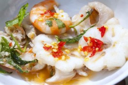 Đặc sản gỏi măng cụt