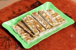 Đơn sơ bánh kẹo Cổ Hoàng