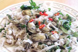 Ngon lạ hàu um chuối cây