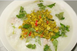 Đậm đà cháo hến sông