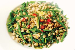 Ngon ngon hến xào lá hẹ