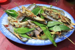 Ngon quyến rũ ốc móng tay xào sả ớt