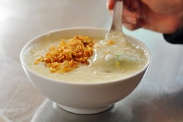 Thưởng thức cháo cá, cháo ngao ở Giảng Võ