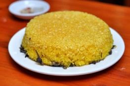 Đi thưởng thức món xôi lạ ở phố Hoàng Cầu