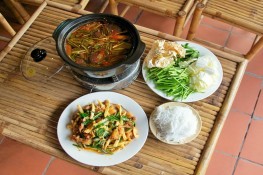 Đi thưởng thức cháo ếch kiểu Việt 