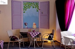 May Coffee Shop - sắc tím lãng mạn 